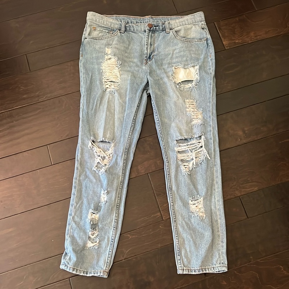 BDG baggy distressed jeans